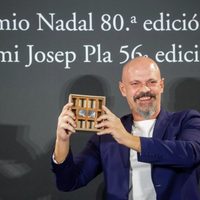 Bajo tierra seca, el libro ganador del Premio Nadal de Novela 2024