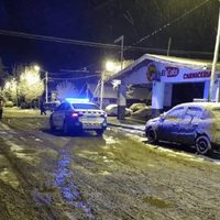 Un violento le cortó un dedo a su esposa y amenazó a un comerciante
