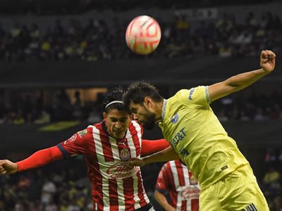 América se lleva el Clásico Nacional al vencer 2-1 a Chivas