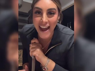 Alcaldesa de Soto la Marina defiende con cuchillo en mano cobro voluntario en playa La Pesca (Video)