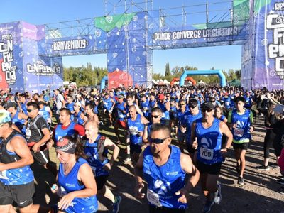 4 mil personas participaron de la Corrida de la Confluencia