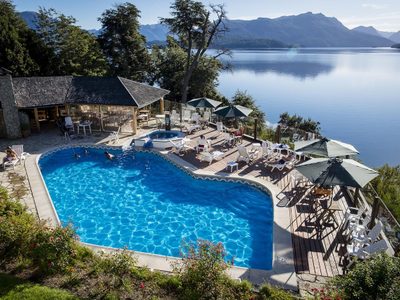 Protocolos estrictos para alojarse en hoteles de Villa La Angostura