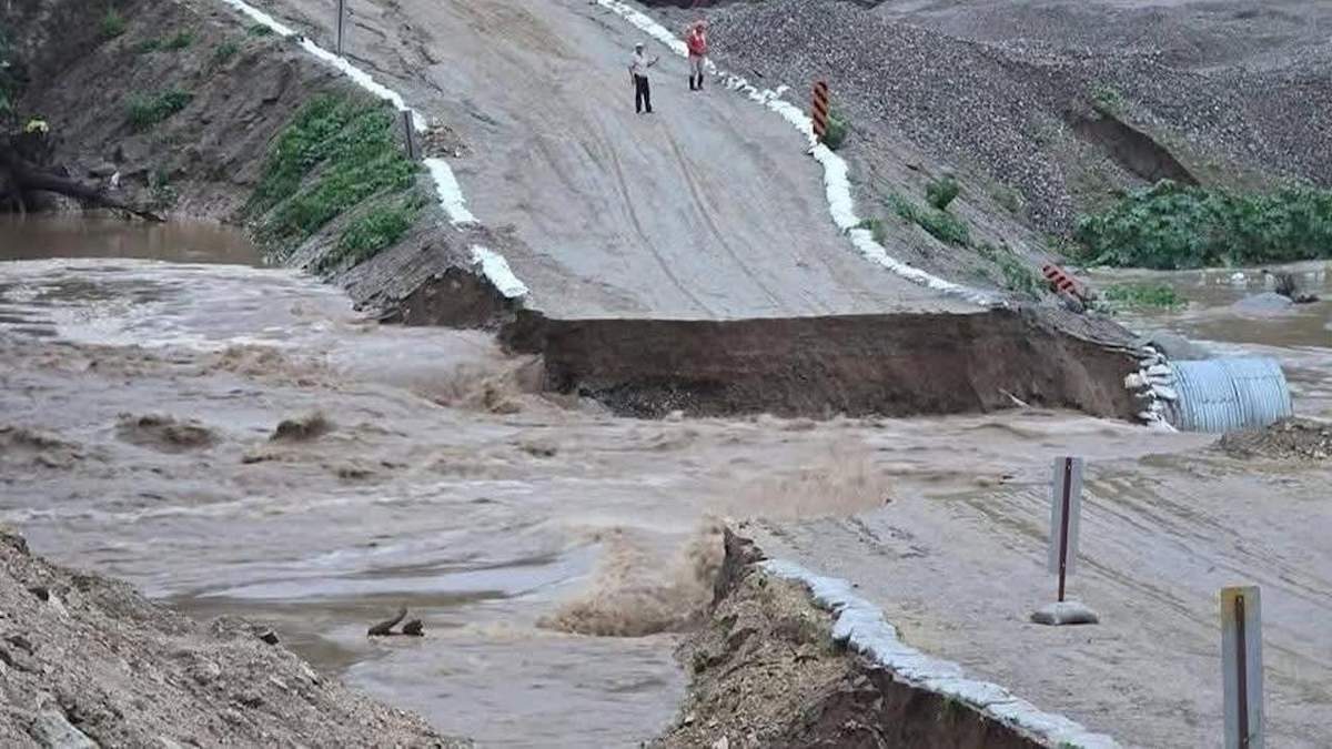 Colapso del puente Omitlán