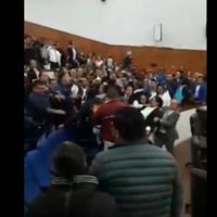Se enfrentan seguidores del alcalde Xavier Nava y su antecesor en el Congreso de SLP (Video)