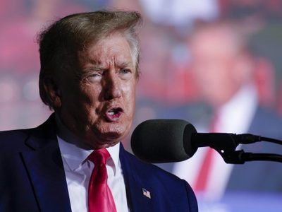 Trump critica el apoyo a Ucrania: "Primero vienen los tanques, luego las armas nucleares"