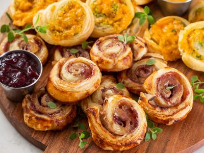 Rollos de queso, cebolla y puerro: una receta simple que conquista hasta a los paladares más exigentes