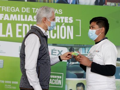 Alfredo del Mazo, gobernador del Edomex, da positivo a covid-19