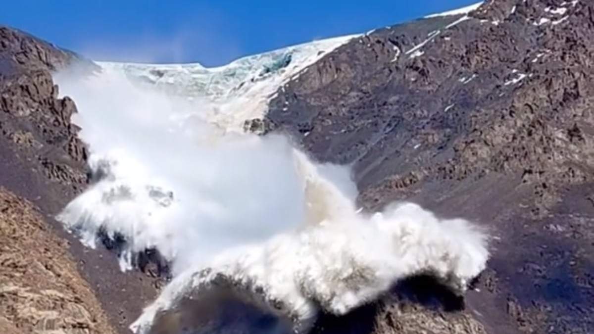 La avalancha captada por las cámaras de los alpinistas