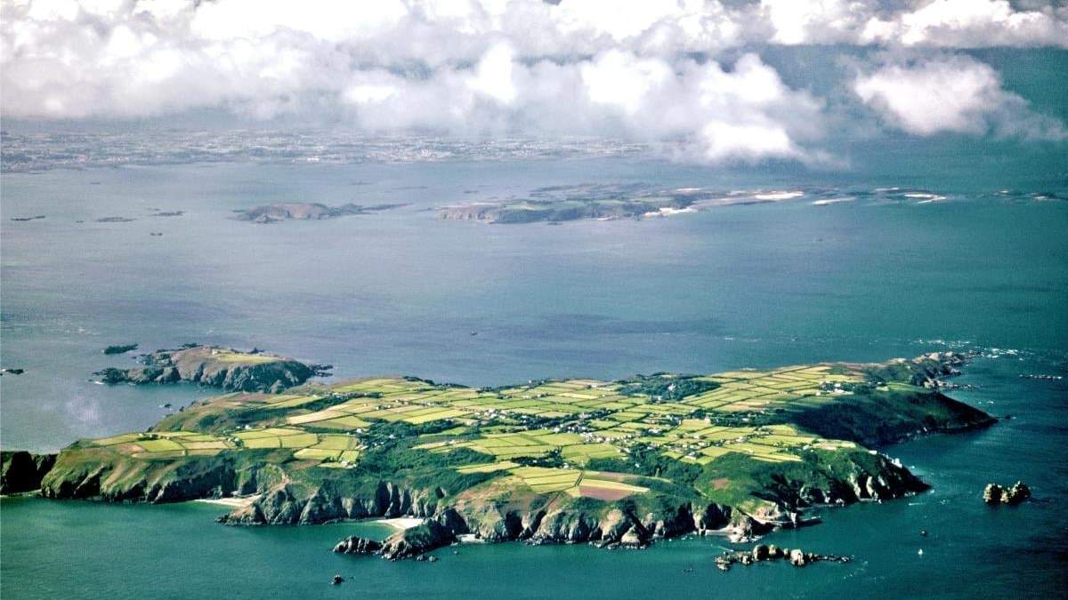 Un isla quiere sumar pobladores. Fuente: (Instagram)