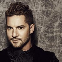¡Ay! A David Bisbal la cuarentena le pegó mal y cambió de look... ¿Gustó o no gustó?