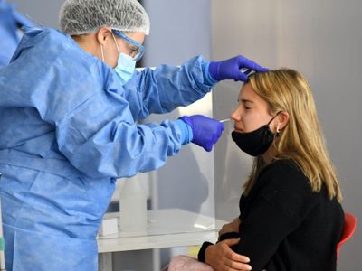 Notable baja de los contagios de coronavirus en Argentina