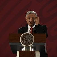 AMLO descarta cobrar IVA a plataformas como Amazon, Uber o Airbnb