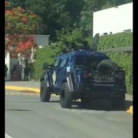 Policías y camiones blindados resguardan la casa de Gobierno de Tamaulipas