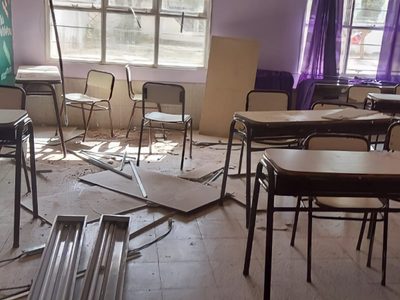 El impactante video que muestra cómo quedó la escuela de Cutral Co tras la caída del cielo raso