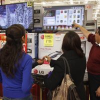 Inflación cerró 2018 en 4.83%, otra vez lejos del objetivo de Banxico
