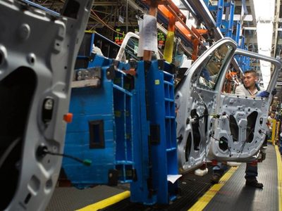 General Motors reduce flota luego de choques de 2 taxis autónomos en San Francisco