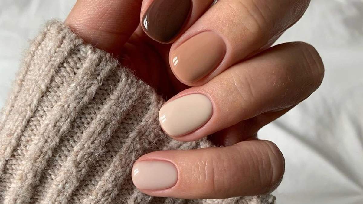 Esmalte de uñas clásico. Fuente: (Instagram)