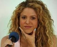 ¡La pillaron! Shakira fotografiada ¿sin depilar?