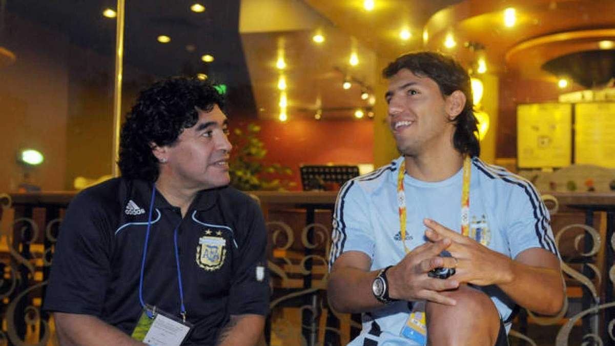 Agüero y Maradona. Fuente: (Instagram)