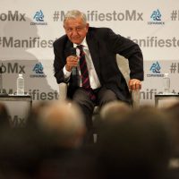 La Coparmex trata con tersura a López Obrador, pero Meade se 'chamaquea” a los empresarios