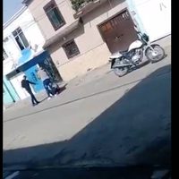 A quemarropa, dos sujetos matan a un joven que les debía dinero (Video)
