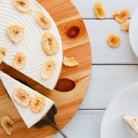 Cheesecake de banana y maní versión fit y sin horno: vas a amar esta receta para comer sin culpa