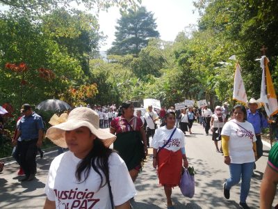 Marchan en Chiapas para exigir el fin de una oleada de crímenes