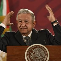 AMLO dice que quienes marchan contra su gobierno son 'militantes de partidos disfrazados de ciudadanos”