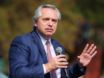 En medio de las internas, Alberto Fernández aseguró que “es hora de terminar con las divisiones”