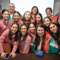 Narran cómo la Conade no permitió el acceso a coreógrafa ucraniana de natación artística
