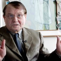 Murió Luc Montagnier, ganador del Nobel por descubrir el VIH/Sida y que se convirtió en antivacunas