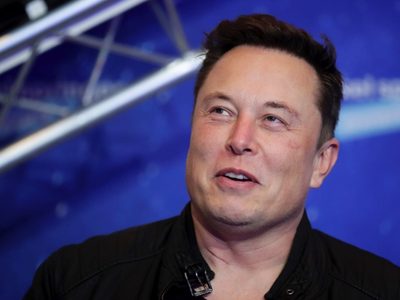 Elon Musk despide a empleados que criticaron su comportamiento en Twitter