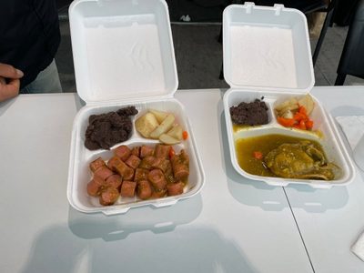 Denuncian que restaurante del Senado sirvió comida echada a perder