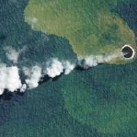 Una nueva isla surgió en medio del océano Pacífico, a pocos kilómetros de Tonga
