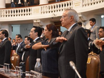 Jorge Gaviño presenta iniciativa para suprimir la casilla de género del acta de nacimiento
