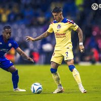 América derrota a Cruz Azul en el clásico de la capital mexicana (Videos)