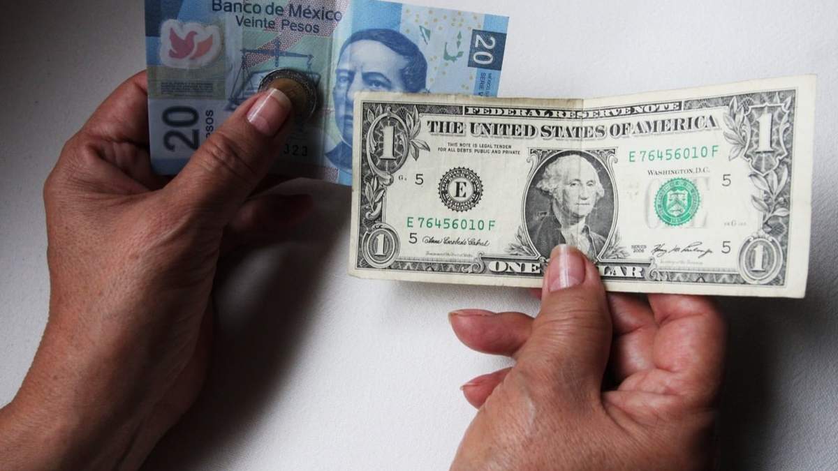 Depreciación del peso frente al dólar