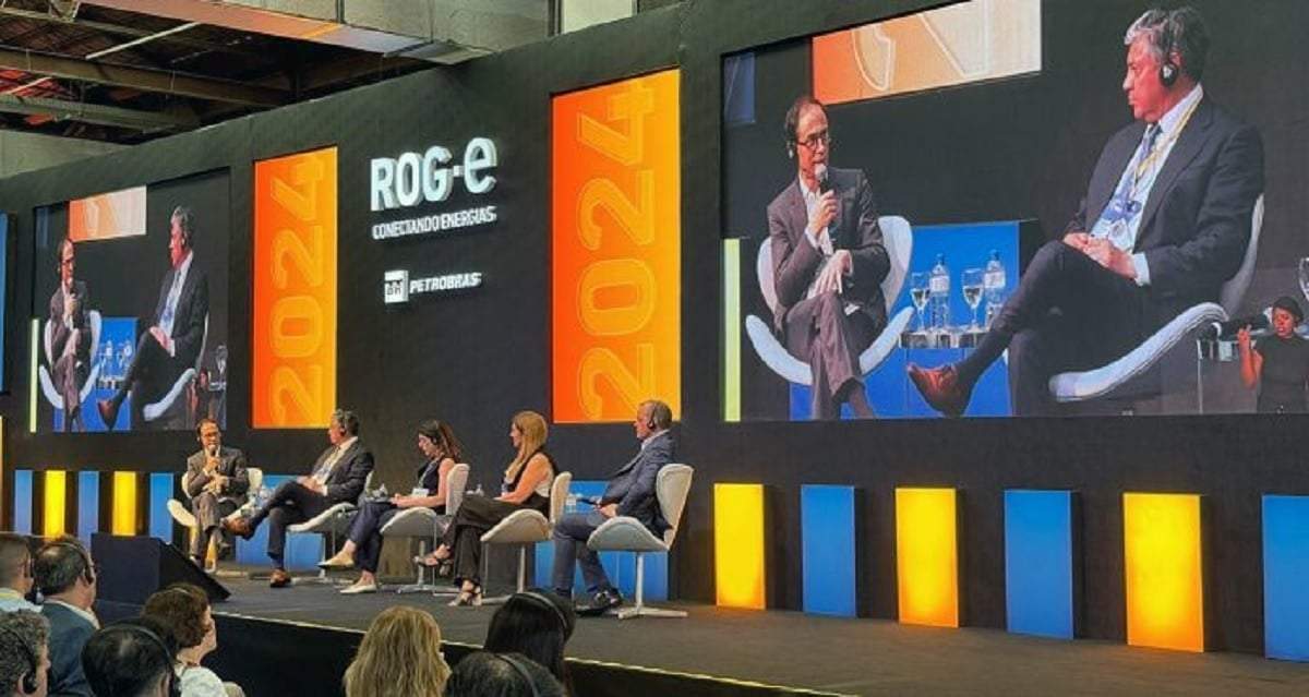 El gobernador Rolando Figueroa en el panel de la Expo Río Oil and Gas. Fuente (Gobierno de Neuquén)