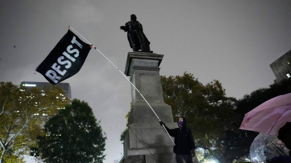 La protesta contra las redadas migratorias en Nueva Orleans el 1 de diciembre del 2025