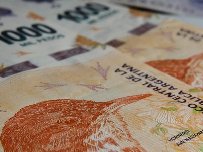 El gobierno evalúa lanzar un billete de mayor denominación
