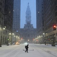 Tormenta invernal azota EU con hielo, temperaturas gélidas y cortes de energía