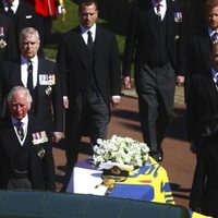 Funeral del príncipe Felipe: el reencuentro de Harry y el príncipe William