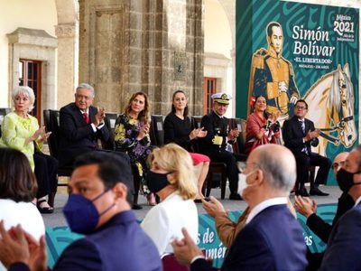 AMLO propone sustituir a la OEA con un organismo "semejante a la Unión Europea"