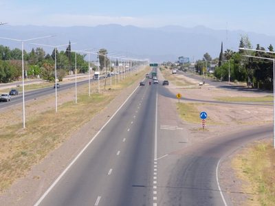 Once empresas pelean por la obra para reconvertir el Acceso Este