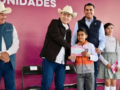 Alfonso Durazo lleva infraestructura hídrica y apoyos educativos a municipios del centro