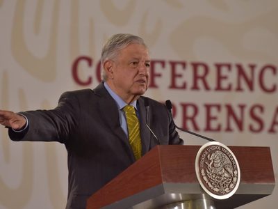 AMLO agradece apoyo del PES a su campaña; descarta ir contra resolución del TEPJF