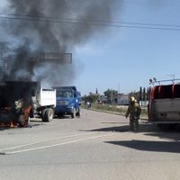 Transportistas se enfrentan en Oaxaca; hay un muerto y 10 heridos