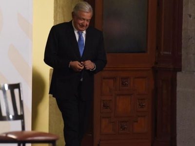 “¡Cuanta creatividad, ternuritas!”, expresó AMLO sobre la “casa gris” hecha con figuras de ensamble