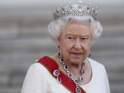 "Tuvo dos familias": revelan el secreto mejor guardado de la reina Isabel II
