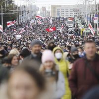 Bielorrusia: detienen a 194 personas en nueva protesta contra el gobierno de Lukashenko